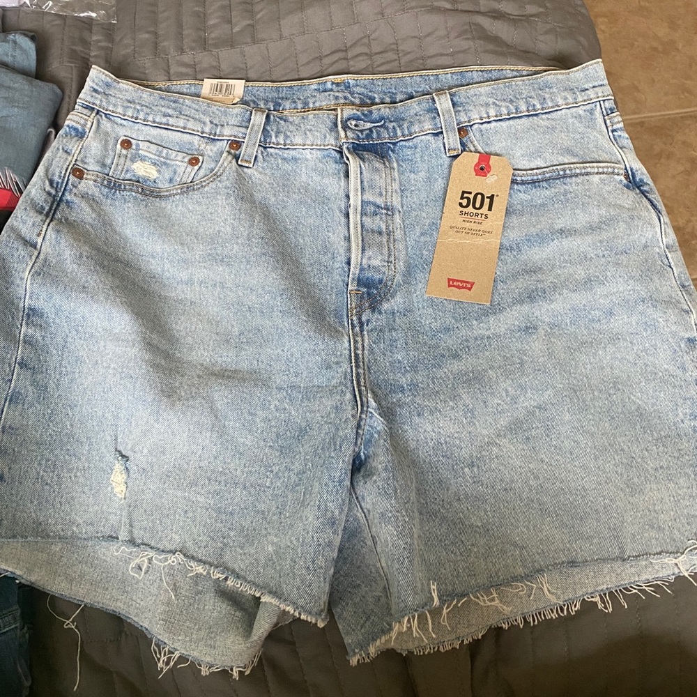 Levi’s Women’s Shorts